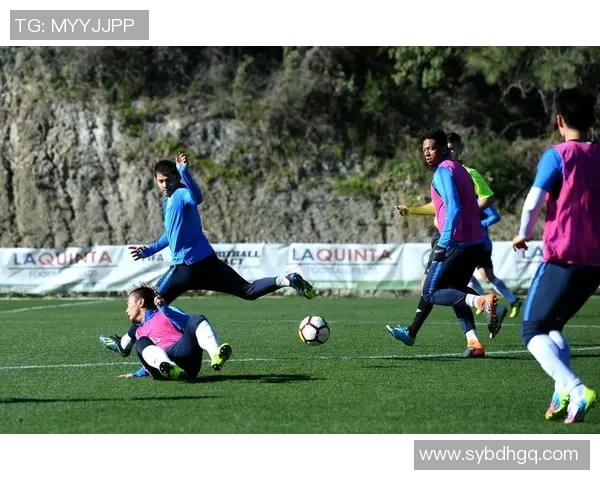 专访赵丽揭秘足球成功背后的秘密与奋斗历程