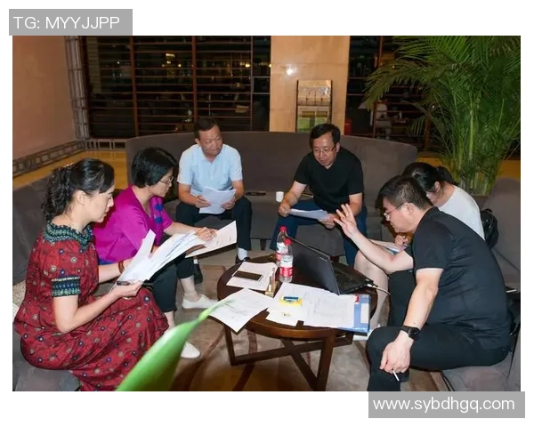 赛后分析:西安篮球队与重庆篮球队的战术意识与表现对比探讨 赛后分析:西安篮球队与重庆篮球队的战术意识与表现对比探讨