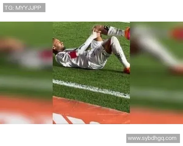 足球明星大作战全明星对决赛揭幕激情碰撞引爆绿茵场的荣耀之战 足球明星大作战全明星对决赛揭幕激情碰撞引爆绿茵场的荣耀之战